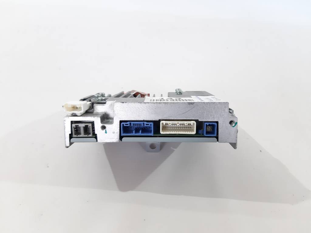 6 Антена (плавник) Mazda 6 2014-2016 KD5166DY0A Mazda 6 5 6 Антена (плавник) Mazda 6 2014-2016 KD5166DY0A Mazda 6 5