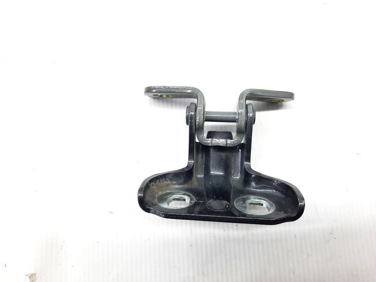 Cruze Петля двері задньої правої верхня Chevrolet Cruze 2011-2016 13501714 Chevrolet Cruze 3 Cruze Петля двері задньої правої верхня Chevrolet Cruze 2011-2016 13501714 Chevrolet Cruze 3