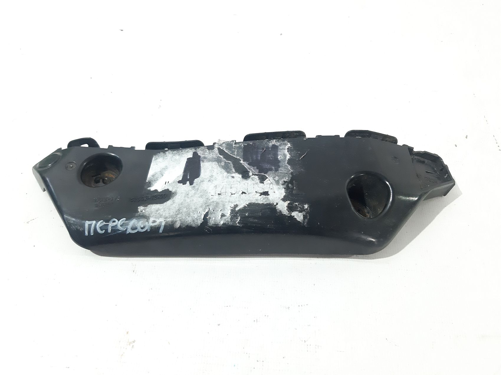 Scion tc. Кріплення переднього бампера ліве (зламано) Toyota Scion TC 2005-2010 5211621020 Toyota Scion TC