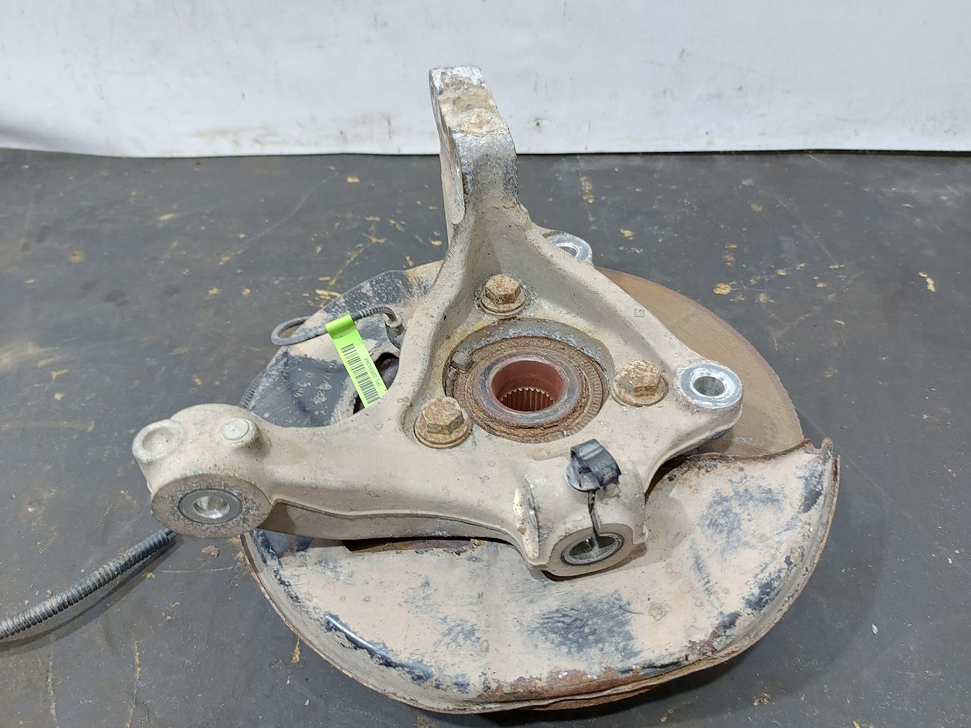 Malibu Поворотний кулак передній лівий у зборі Chevrolet Malibu 2013-2015 13219080 Chevrolet Malibu 2