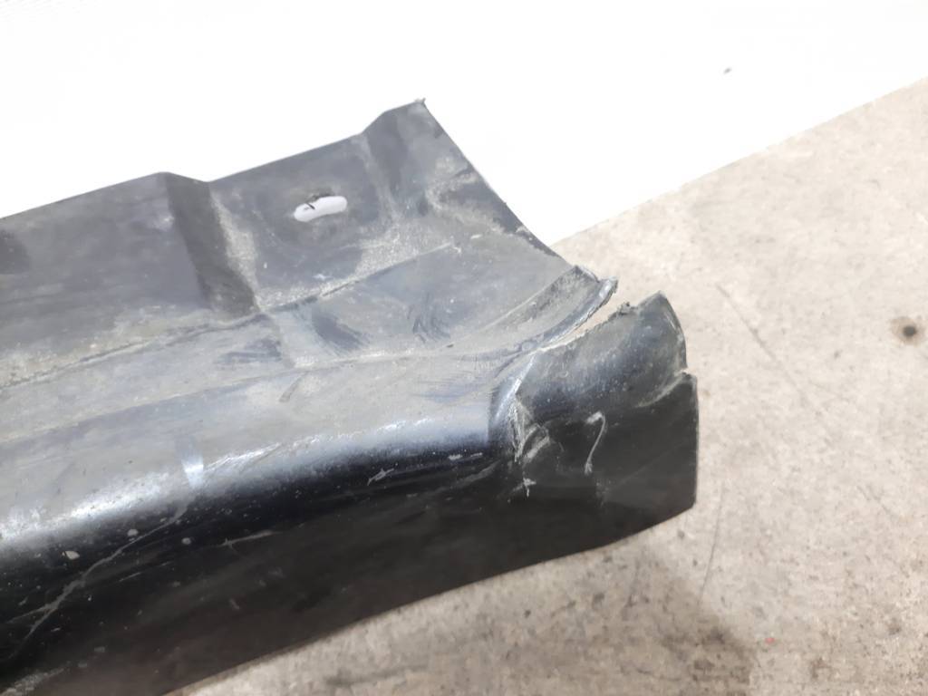 7 series Поріг лівий (пластик) BMW 7 2009-2015 51777225923 BMW 7 9