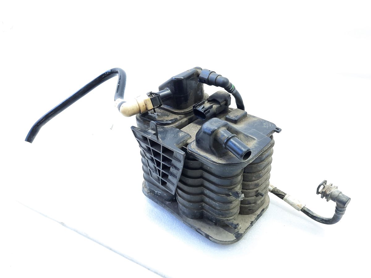 Malibu Вугільний фільтр рециркуляції парів бензину Chevrolet Malibu `18 Chevrolet Malibu 7