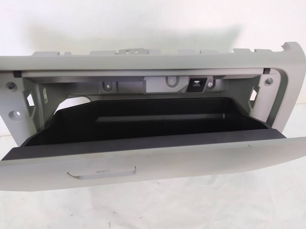 Forester Бардачок Subaru Forester 2013-2018 66121FJ040VH Subaru Forester 5