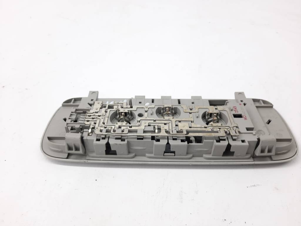 Passat Ліхтар стельовий задній Volkswagen Passat 2009-2017 1K0947291H95T Volkswagen Passat 3