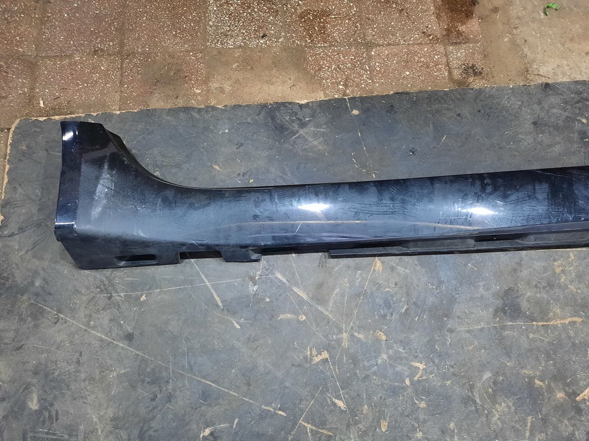 Xf. Поріг правий (пластик) Jaguar XF 2010-2015 C2Z7668XXX Jaguar XF