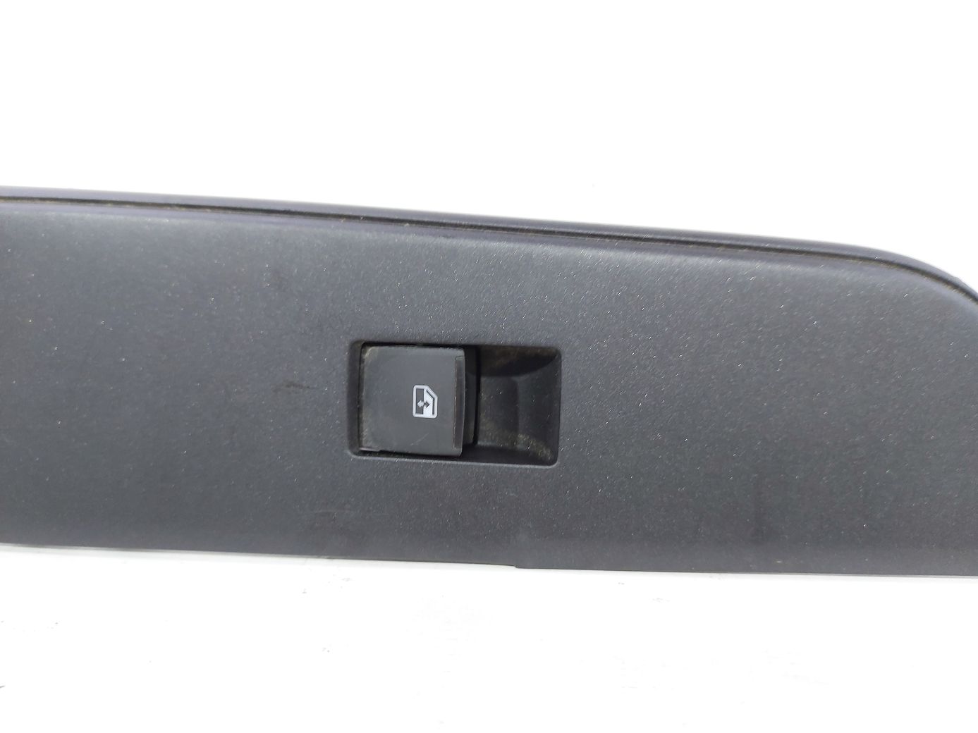 Camry Кнопка склопідйомника двері задньої правої Toyota Camry 2015-2017 7427106480 Toyota Camry 2