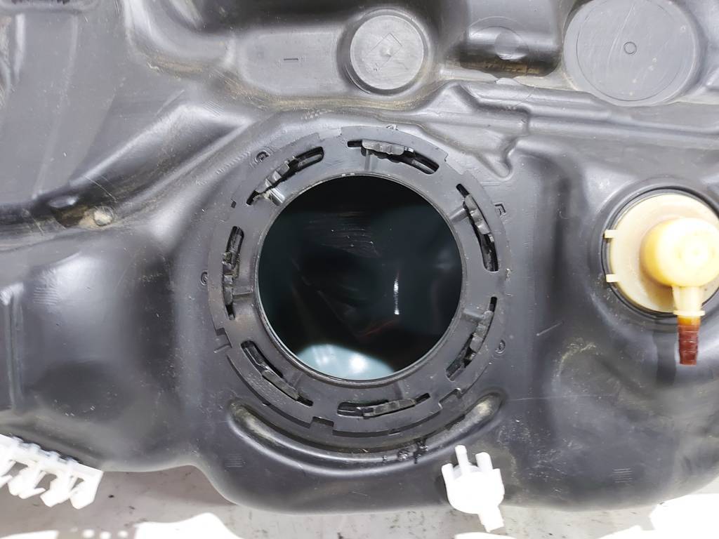 Cruze Бензобак Chevrolet Cruze 2016-2019 39007284 Chevrolet Cruze 4