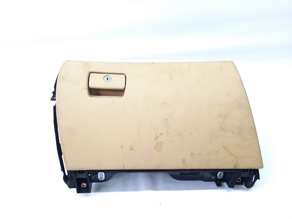 Ats Бардачок Cadillac ATS 2013-2014 23260013 Cadillac ATS 2 Ats Бардачок Cadillac ATS 2013-2014 23260013 Cadillac ATS 2