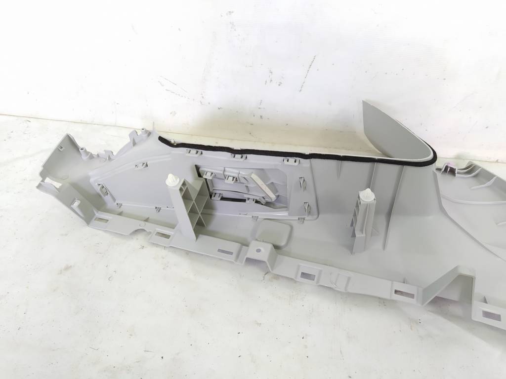 Forester Накладка стойки задней левая Subaru Forester 2014-2018 94015SG100 Subaru Forester 4