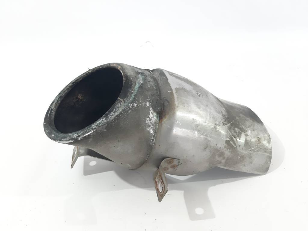 Dart Глушитель декоративный (выхлопной щит) Dodge Dart 2013-2019 68093028AB Dodge Dart 9