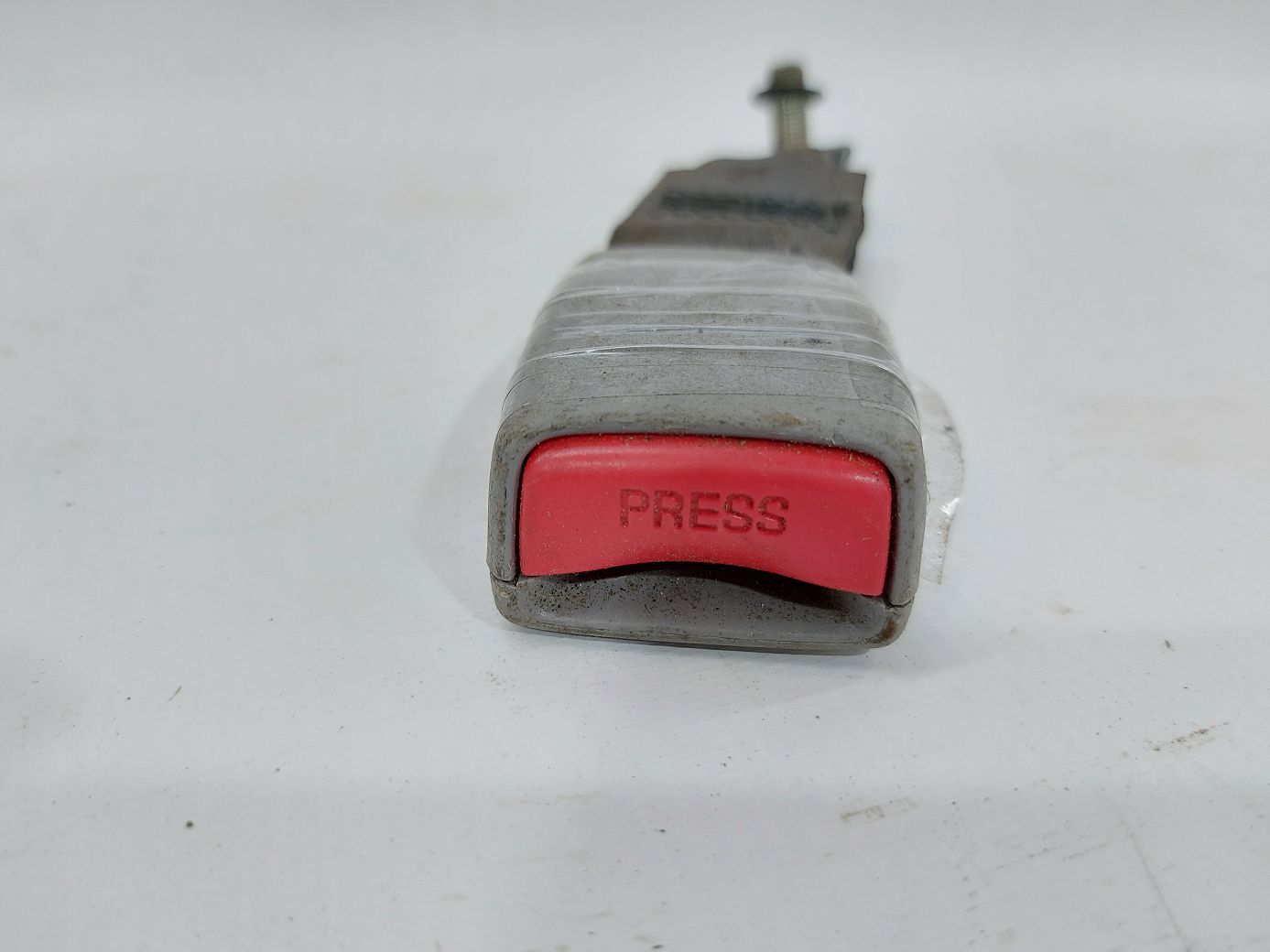 Insight Замок ремня безопастности заднего ряда сидений лев/прав Honda Insight 2010-2014 04823TM8A00ZB Honda Insight 24