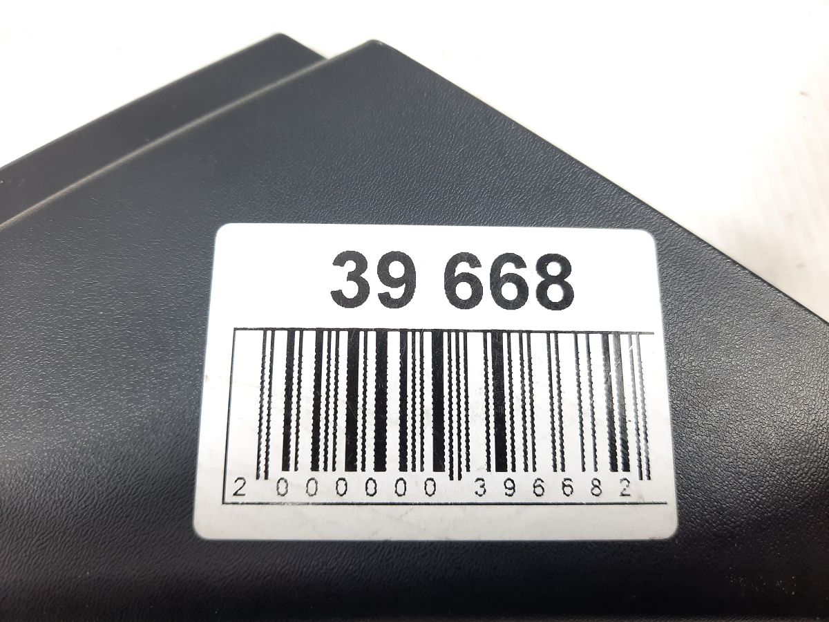 Prius Кутник дверей задньої правої внутрішній Toyota Prius 2012-2019 6767352050 Toyota Prius 4