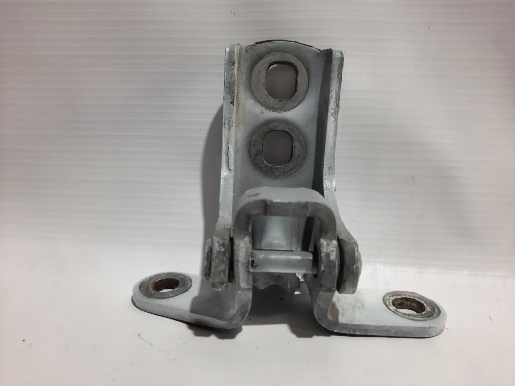 Volt Петля дверей передньої лівої верхня/нижня Chevrolet Volt 2011-2017 20992730 Chevrolet Volt 8