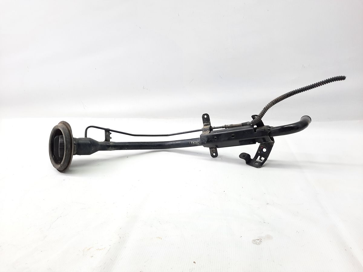 Sentra Заливная горловина Nissan Sentra 2016-2019 172204AF1A Nissan Sentra 7