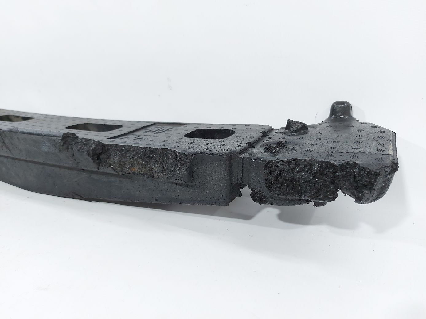 Trax Абсорбер бампера переднього Chevrolet Trax 2017-2021 94517445 Chevrolet Trax 7 Trax Абсорбер бампера переднього Chevrolet Trax 2017-2021 94517445 Chevrolet Trax 7