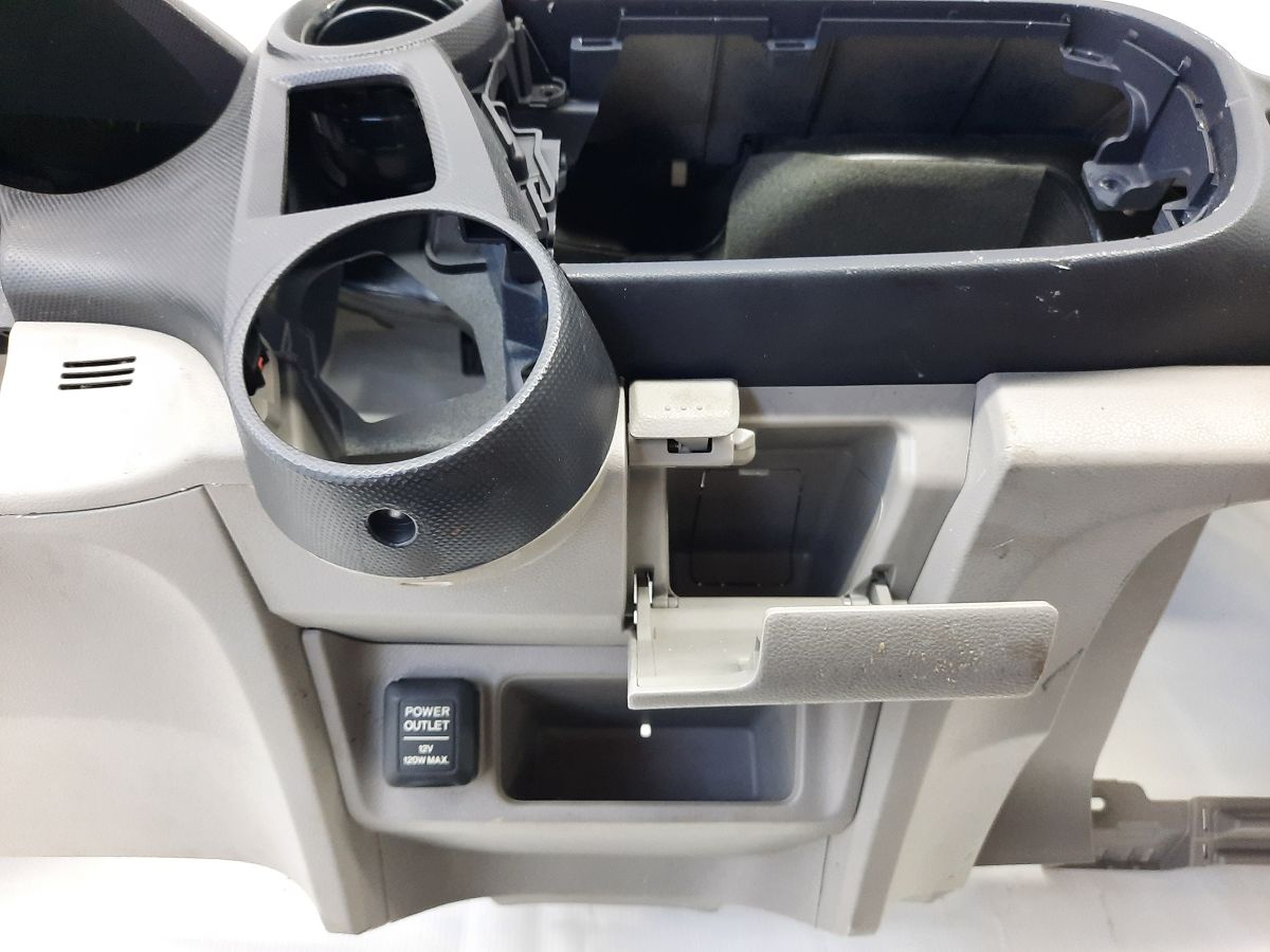 Insight Торпеда Honda Insight 2010 77103TM8A00ZA Honda Insight 4