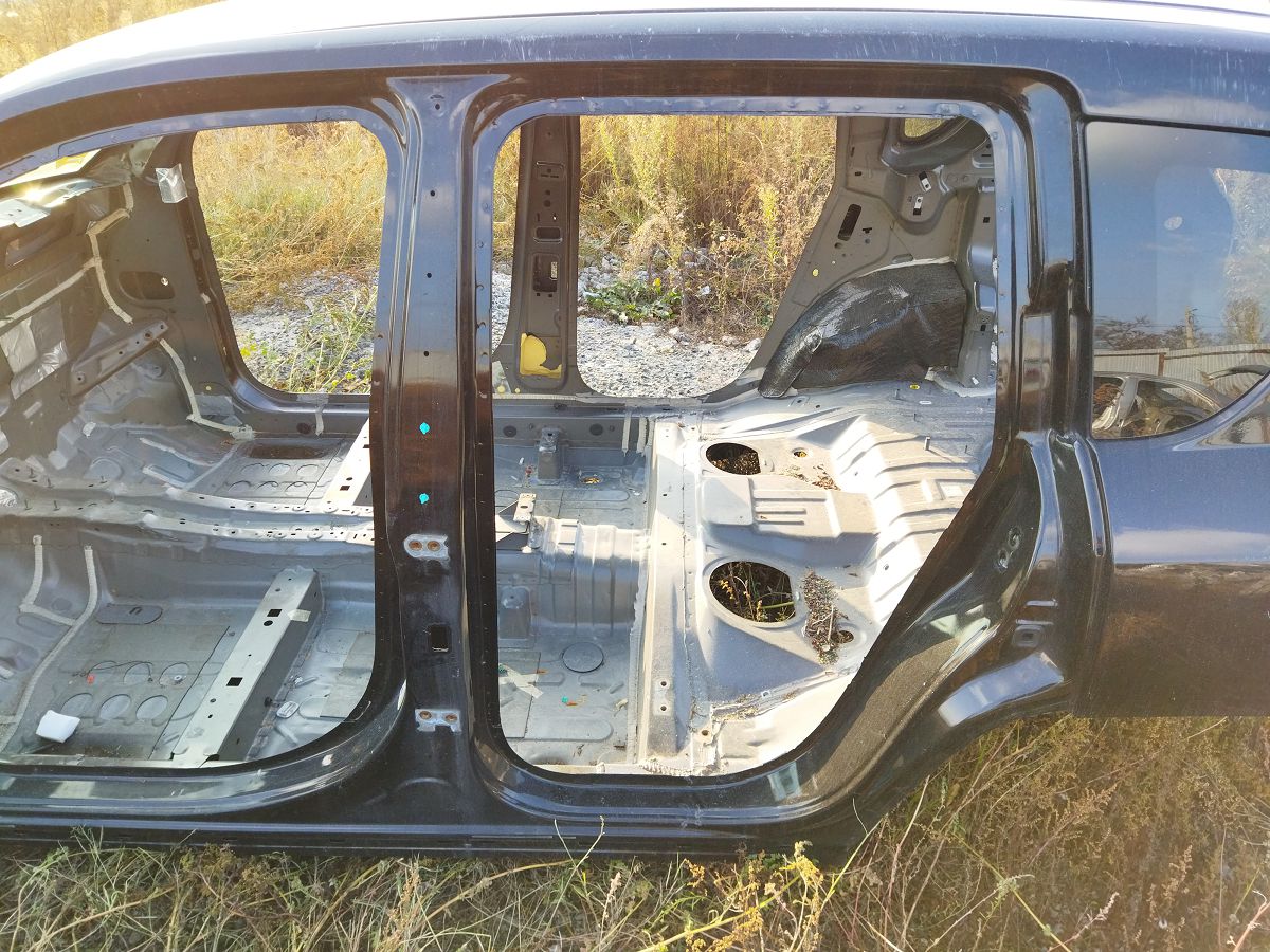 Compass Кузов голый (можно резать) Jeep Compass 2014 5074888AB Jeep Compass 15