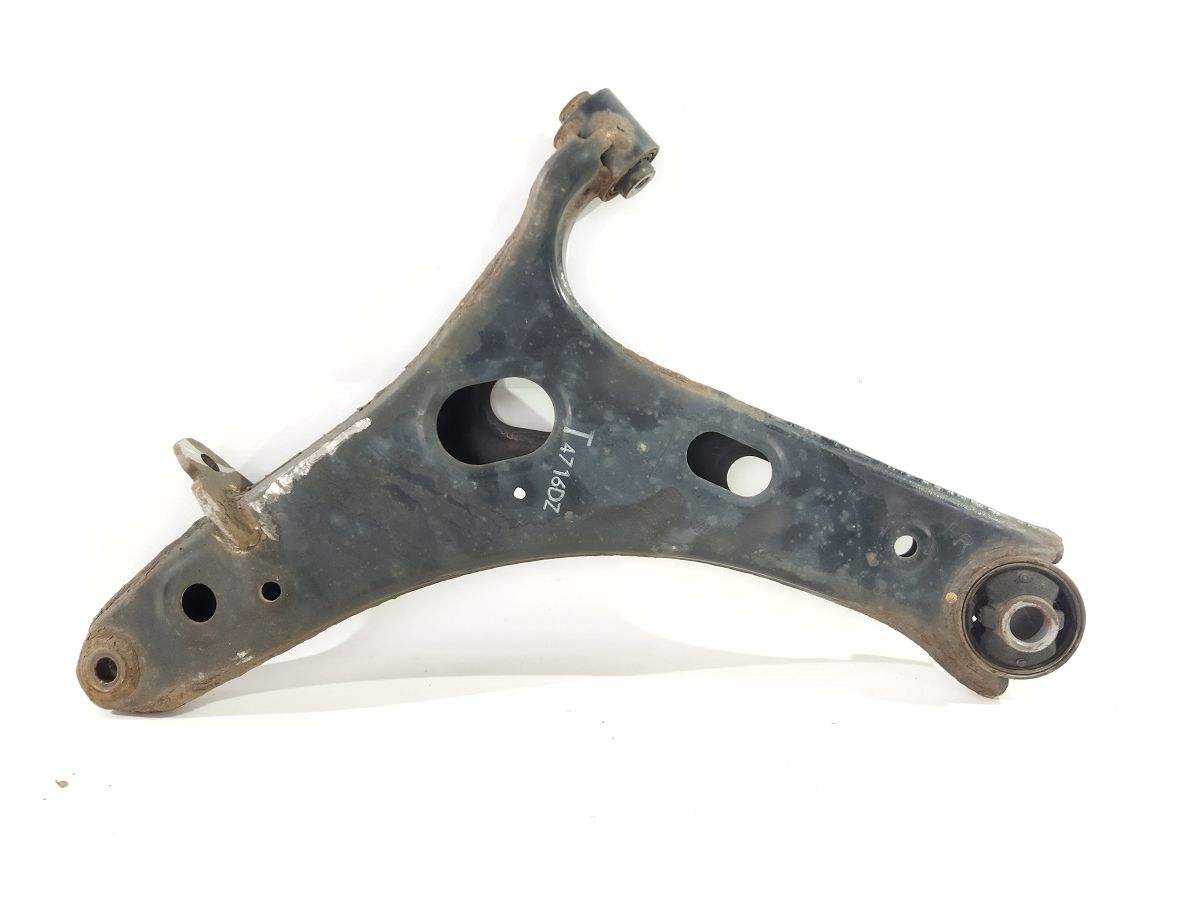 Forester Важіль передній правий нижній Subaru Forester 2014-2018 20202SG000 Subaru Forester 9