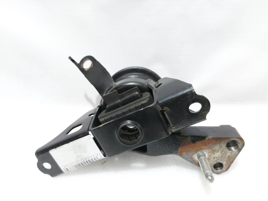 Prius c Подушка двигуна права Toyota Prius C 2012-2019 1230521570 Toyota Prius C 4