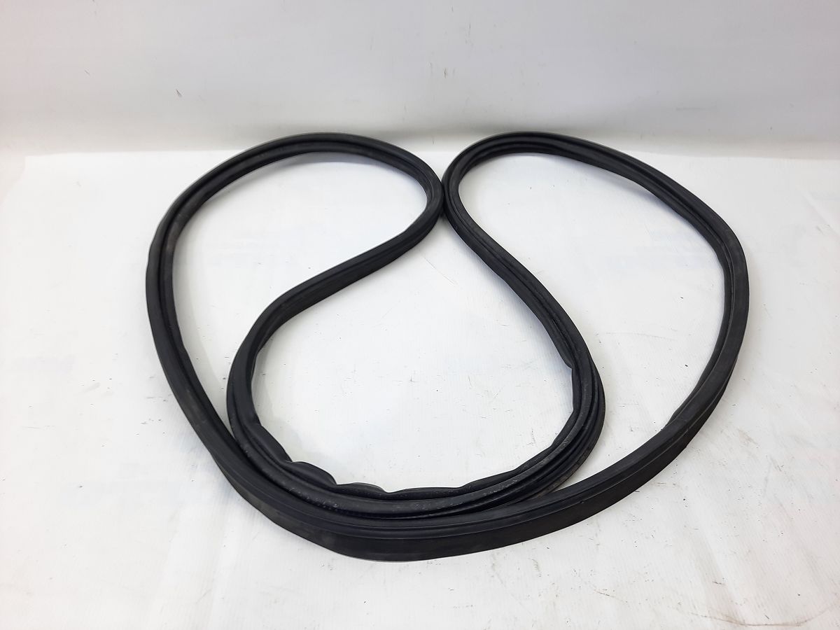 Insight. Ущільнювальна гумка багажного відділення Honda Insight 2010-2014 74440TM8A01 Honda Insight