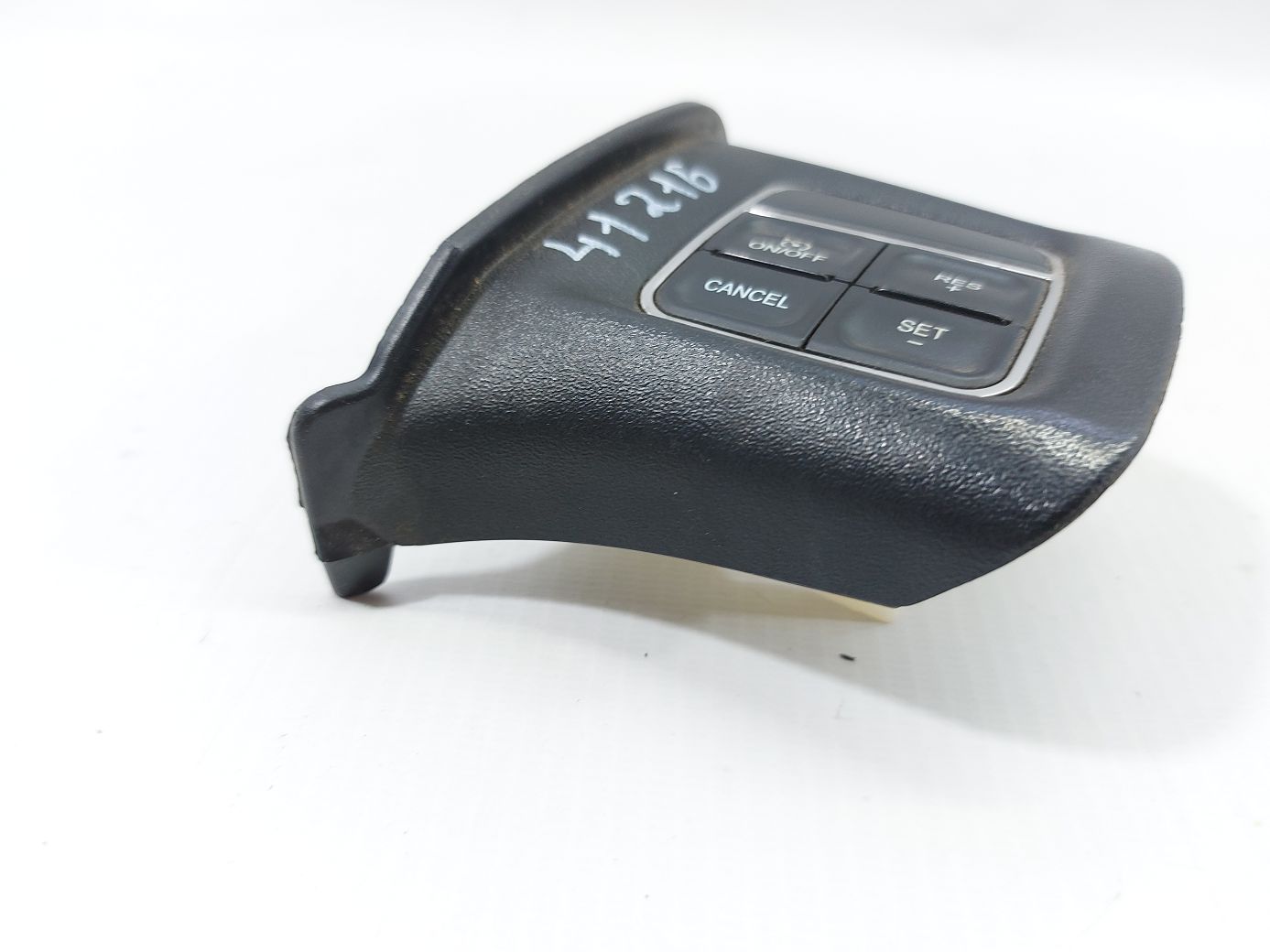 Journey Кнопки рулевого колеса правые Dodge Journey 2011-2020 56046252AE Dodge Journey 2