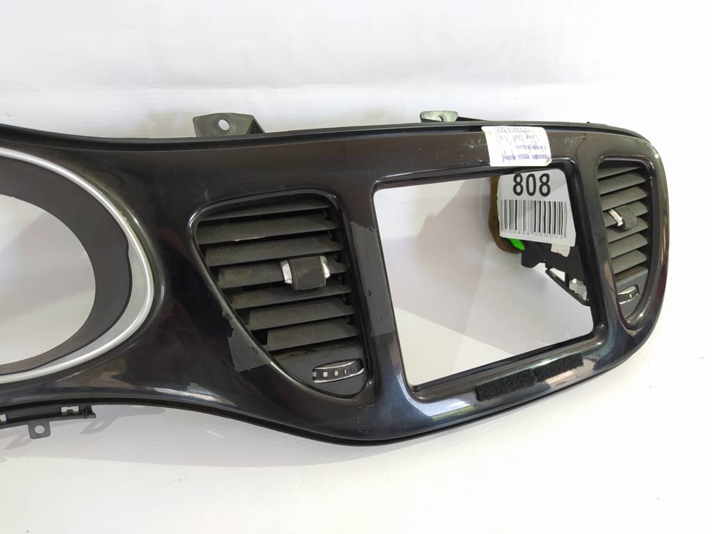 Dart Накладка панели приборов с воздуховодами Dodge Dart 2013-2019 1ZV22LR5AB Dodge Dart 7