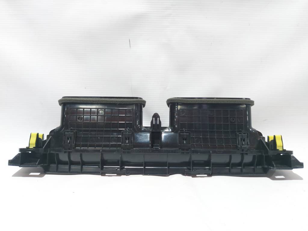 Prius c Повітропровід центральний Toyota Prius C 2012 5567052120C0 Toyota Prius C 3 Prius c Повітропровід центральний Toyota Prius C 2012 5567052120C0 Toyota Prius C 3