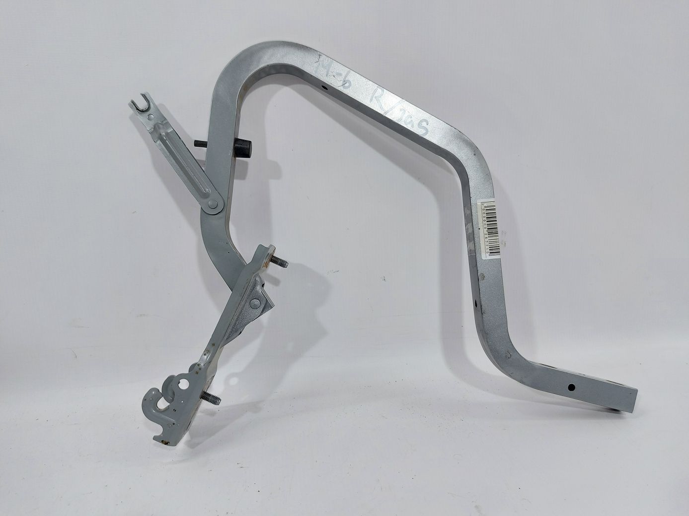 6 Петля кришки багажника права Mazda 6 2014-2015 GHK152710E Mazda 6 3 6 Петля кришки багажника права Mazda 6 2014-2015 GHK152710E Mazda 6 3