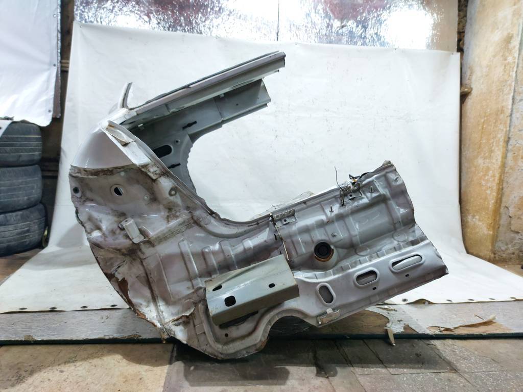 Sentra Чверть задня ліва Nissan Sentra 2013-2019 G81013SGMA Nissan Sentra 10