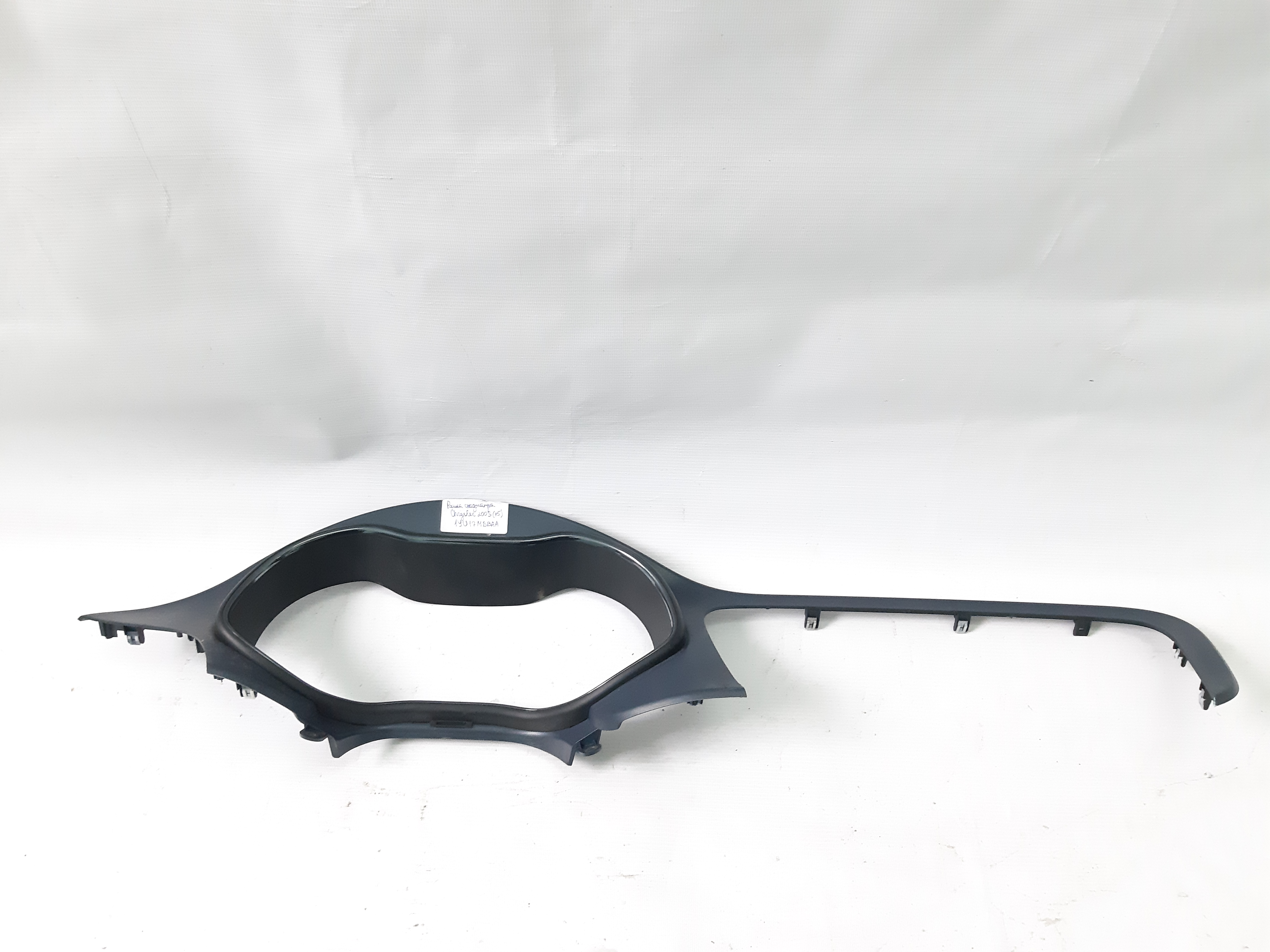 200s Рамка спідометра Chrysler 200 S 2015 1YU17MBBAA Chrysler 200 S 1