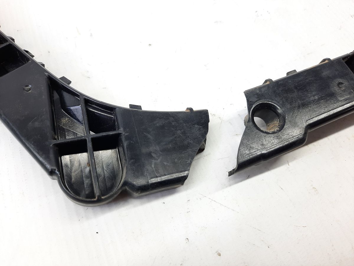 Sentra Крепление бампера заднего правое Nissan Sentra 2013-2019 852263SH0A Nissan Sentra 2