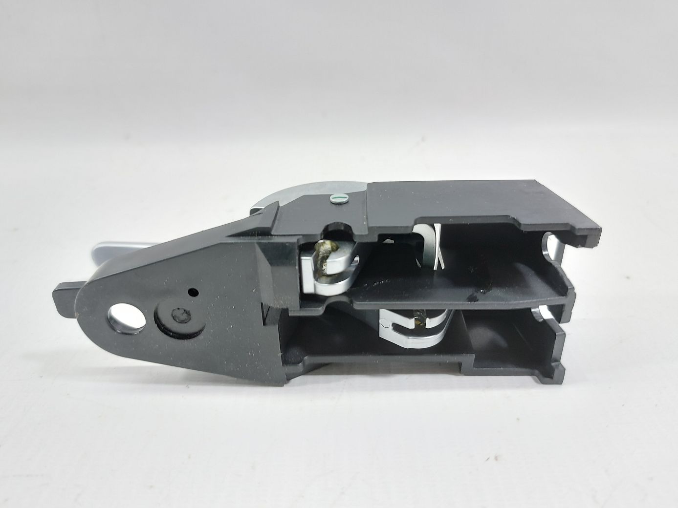 Dart Ручка дверей передньої лівої внутрішня (сіра) Dodge Dart 2013-2016 68170243AB Dodge Dart 4 Dart Ручка дверей передньої лівої внутрішня (сіра) Dodge Dart 2013-2016 68170243AB Dodge Dart 4