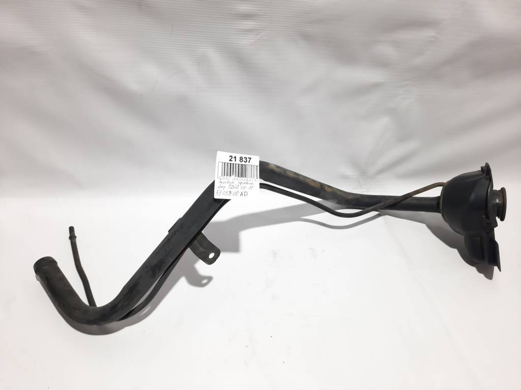 Patriot Заливная горловина Jeep Patriot 2007-2017 5105806AD Jeep Patriot 7