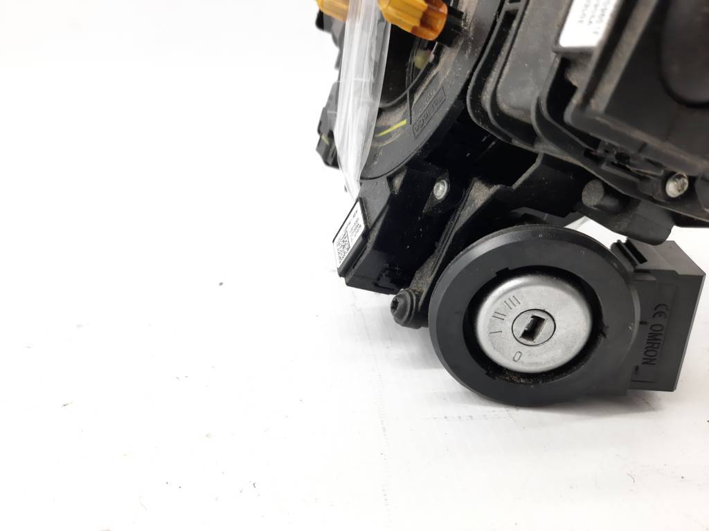 Focus Підручні перемикачі (гітара) Ford Focus 2013 DG9Z3F791DA Ford Focus 5 Focus Підручні перемикачі (гітара) Ford Focus 2013 DG9Z3F791DA Ford Focus 5