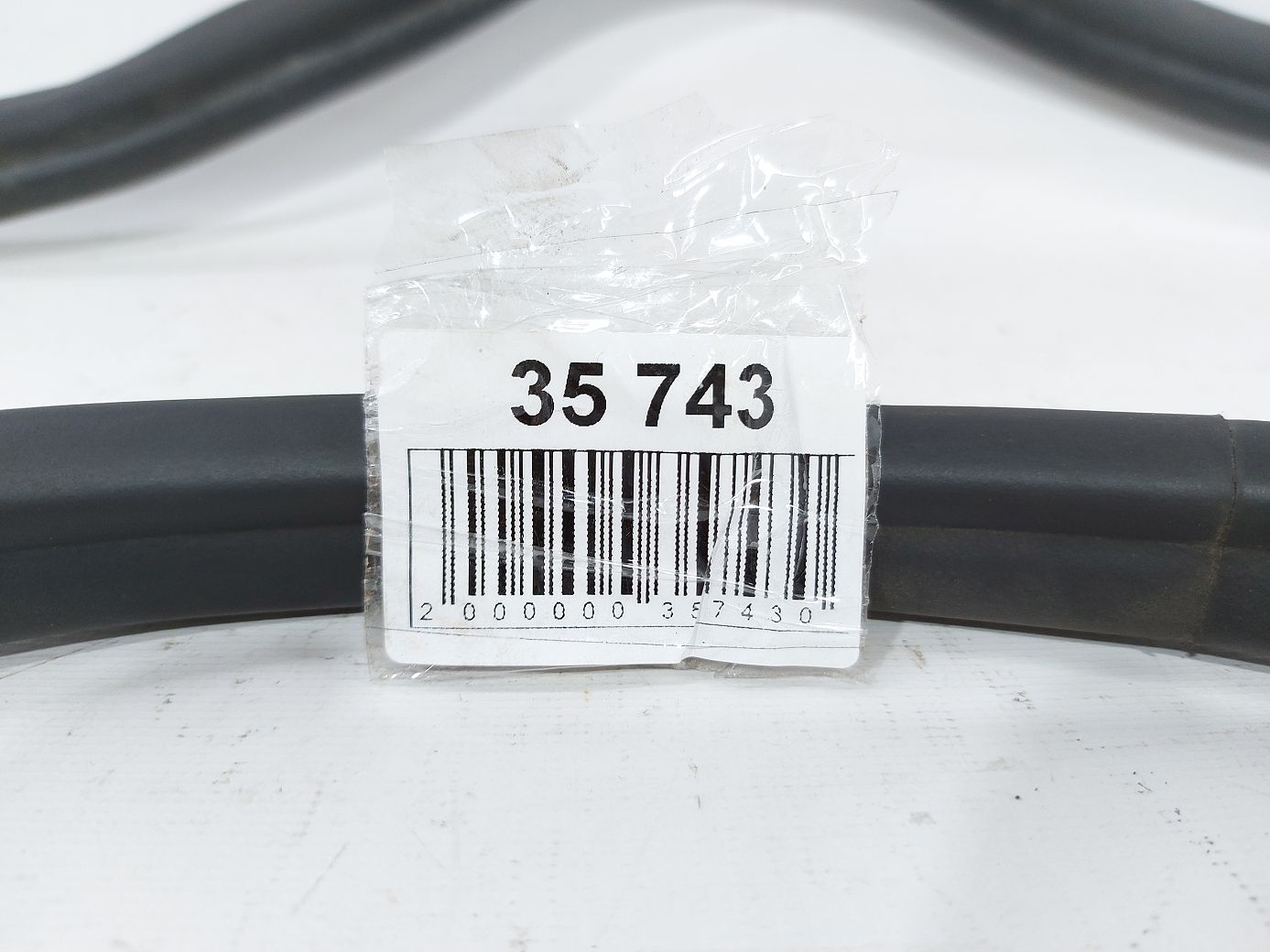 Trax Уплотнительная резинка проёма двери передней левой/правой Chevrolet Trax 2015-2021 94550166 Chevrolet Trax 4