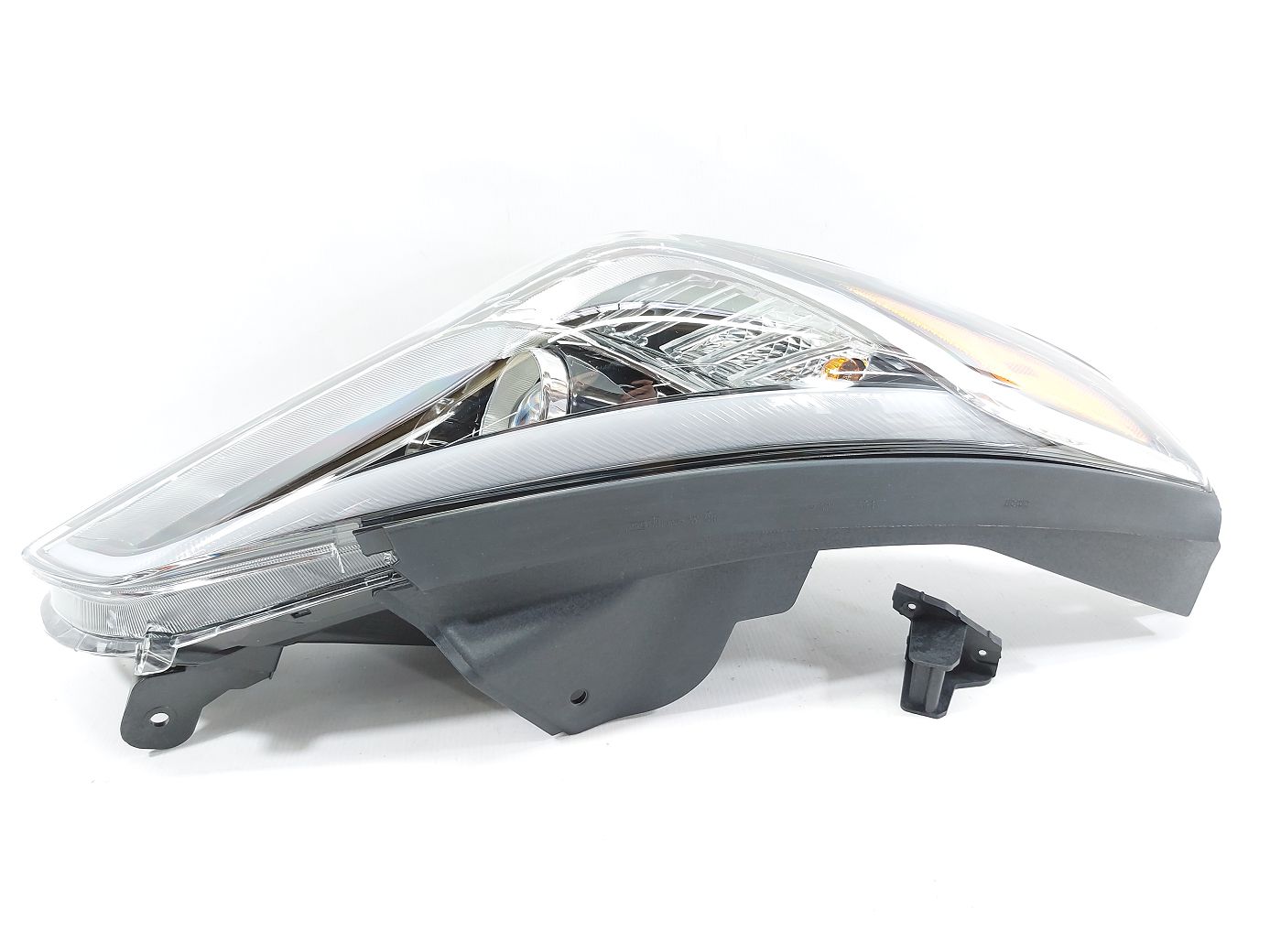 Фары головного света Фара передняя правая (дефект) Hyundai Sonata 2015-2017 92102C2000 Hyundai Sonata 6
