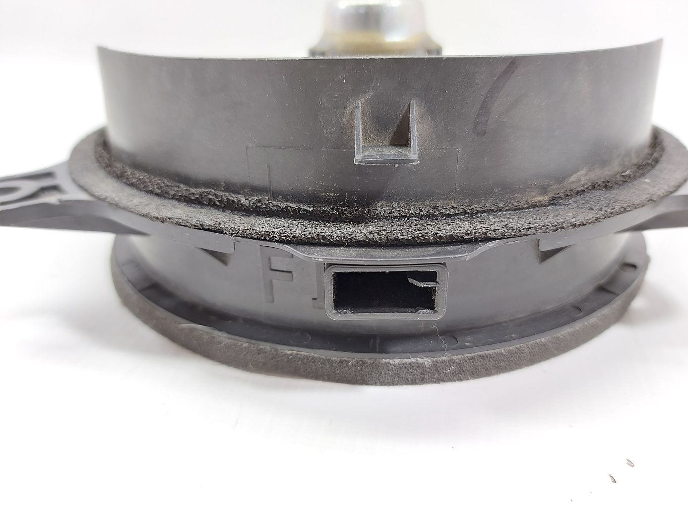 Prius Динамік дверей передньої лівої Toyota Prius 2012-2019 861600C140 Toyota Prius 3