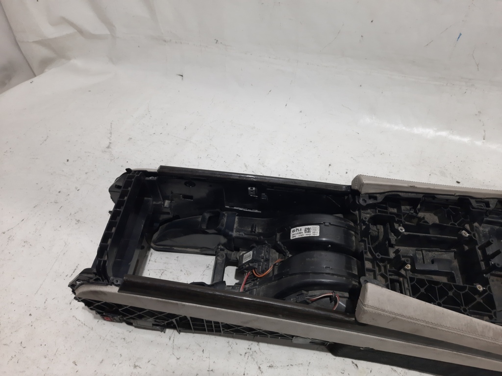 7 series Консоль центральна BMW 7 2012 58450713 BMW 7 6