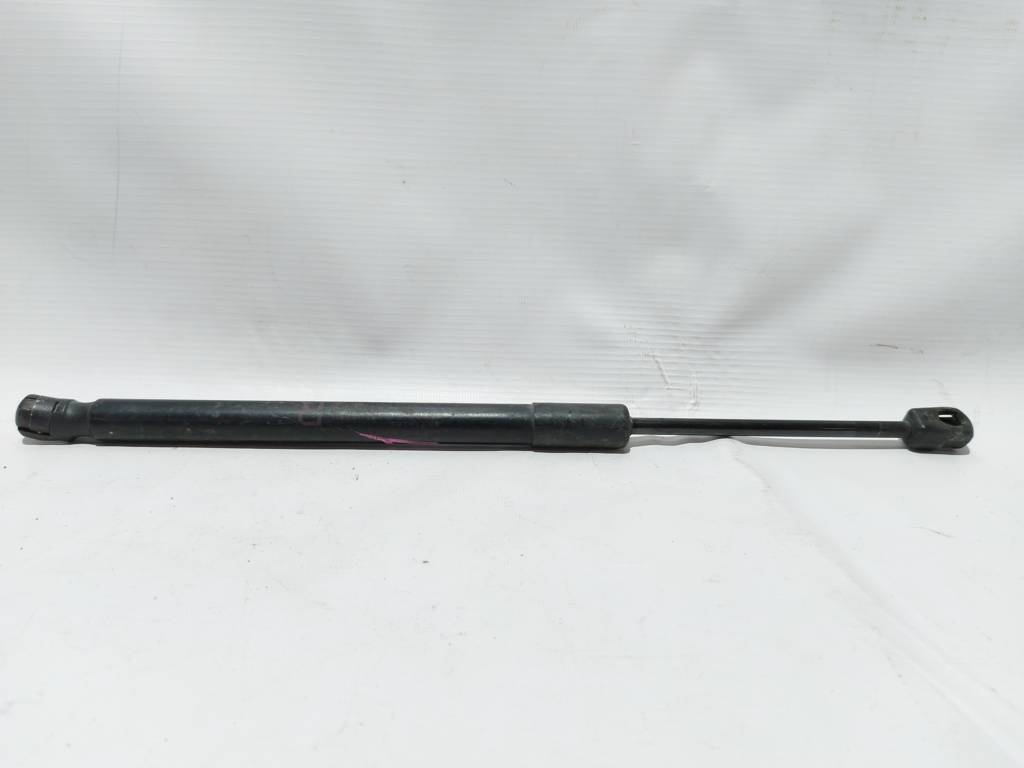 Cr-z. Газовый упор крышки багажника правый Honda CR-Z 2011-2016 74820SZTA01 Honda CR-Z