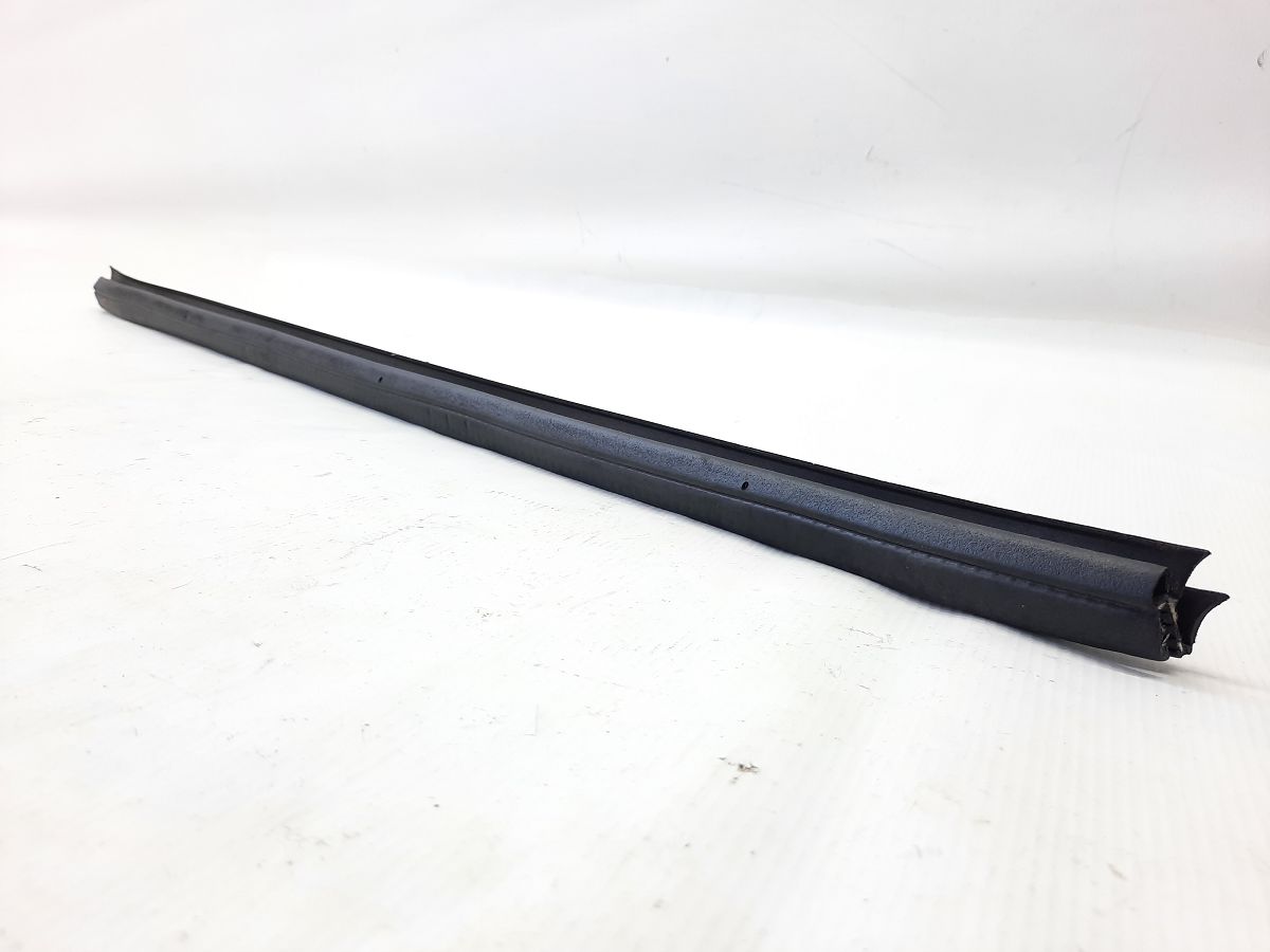 Malibu Уплотнитель стекла двери передней левой внутренний Chevrolet Malibu 2013-2016 23335835 Chevrolet Malibu 9