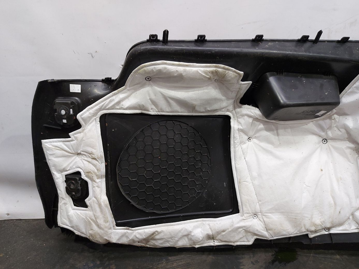 Equinox Обшивка багажного відділення права нижня Chevrolet Equinox 2010-2017 22788290 Chevrolet Equinox 6
