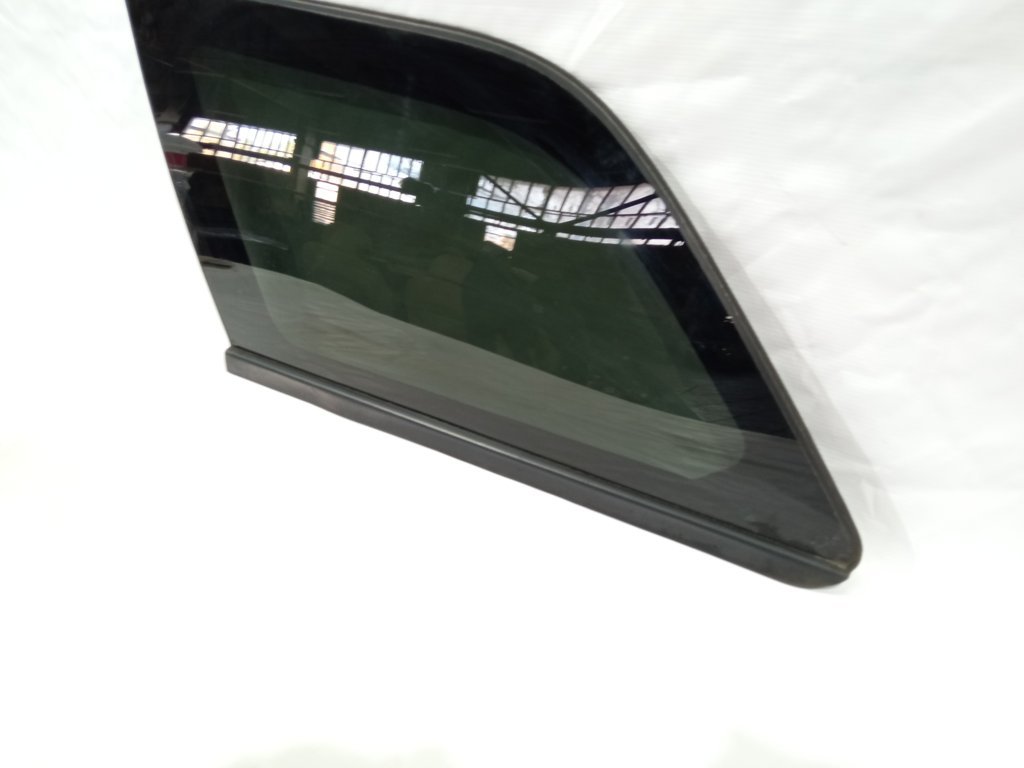  Форточка четверти задней левая Dodge Journey `2009-2019 5155279AG Dodge Journey 12