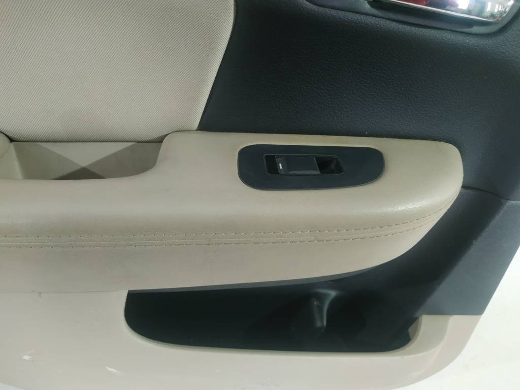 200 Карта-панель внутрішні двері задньої лівої Chrysler 200 2011-2014 1VW891L1AA Chrysler 200 6