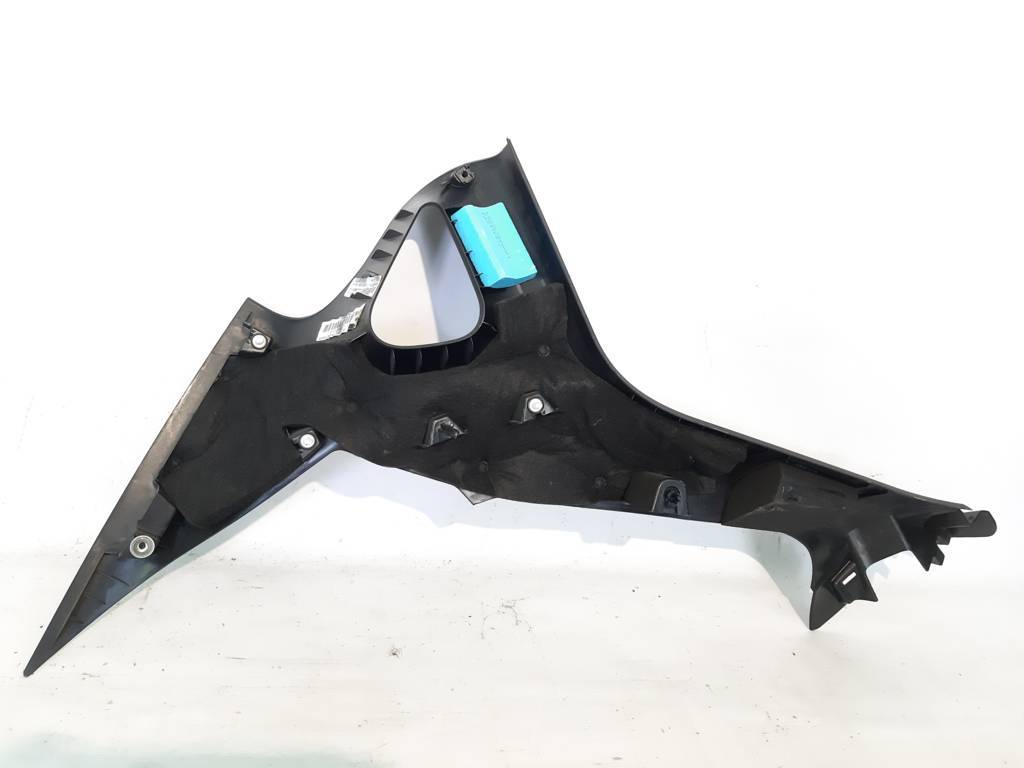 Dart Накладка стійки задньої права Dodge Dart 2013-2019 1SW46DX9AF Dodge Dart 37