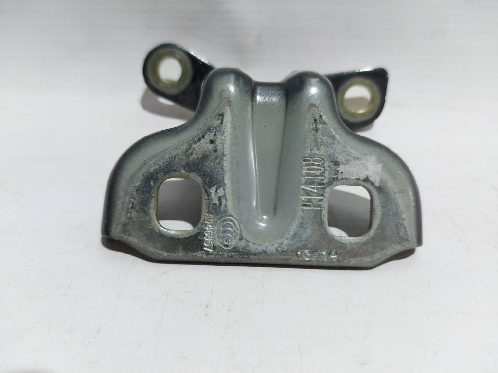 Ats Петля двері задньої правої верхня Cadillac ATS 2008-2021 13501714 Cadillac ATS 3