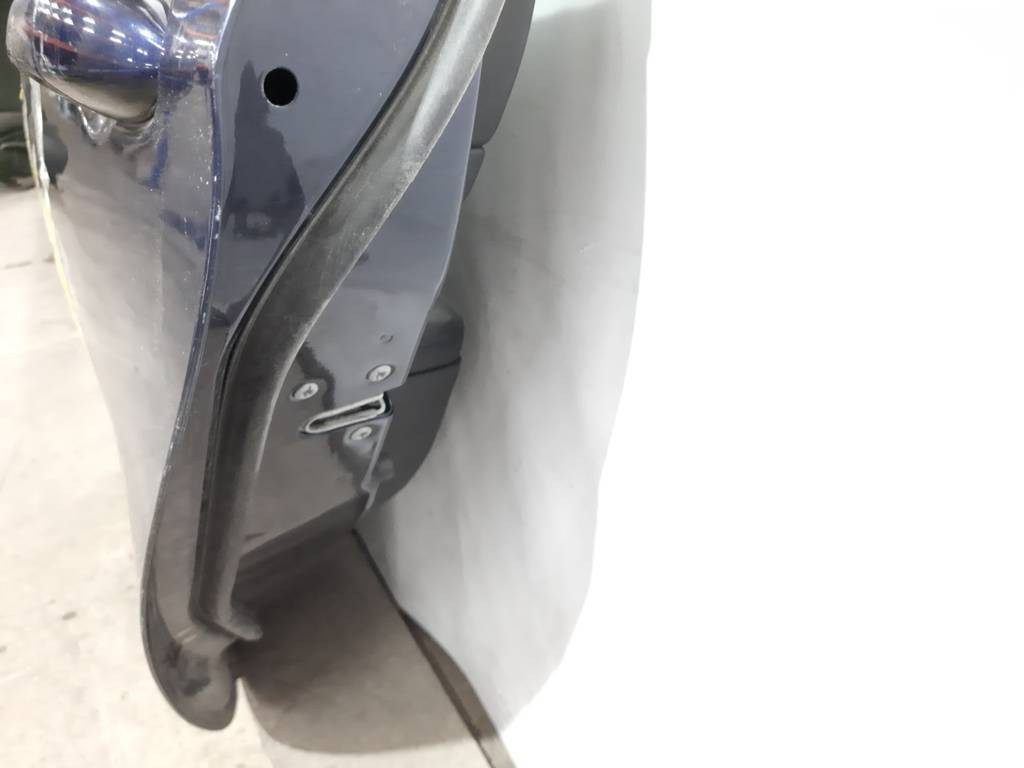 Dart Двері задні ліві Dodge Dart 2013-2019 68158727AD Dodge Dart 4