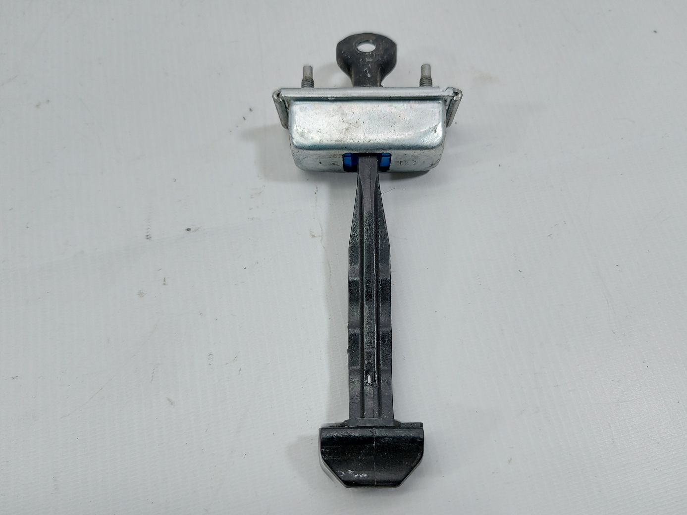 Equinox. Обмежувач дверей передньої правої Chevrolet Equinox 2010-2017 23493501 Chevrolet Equinox