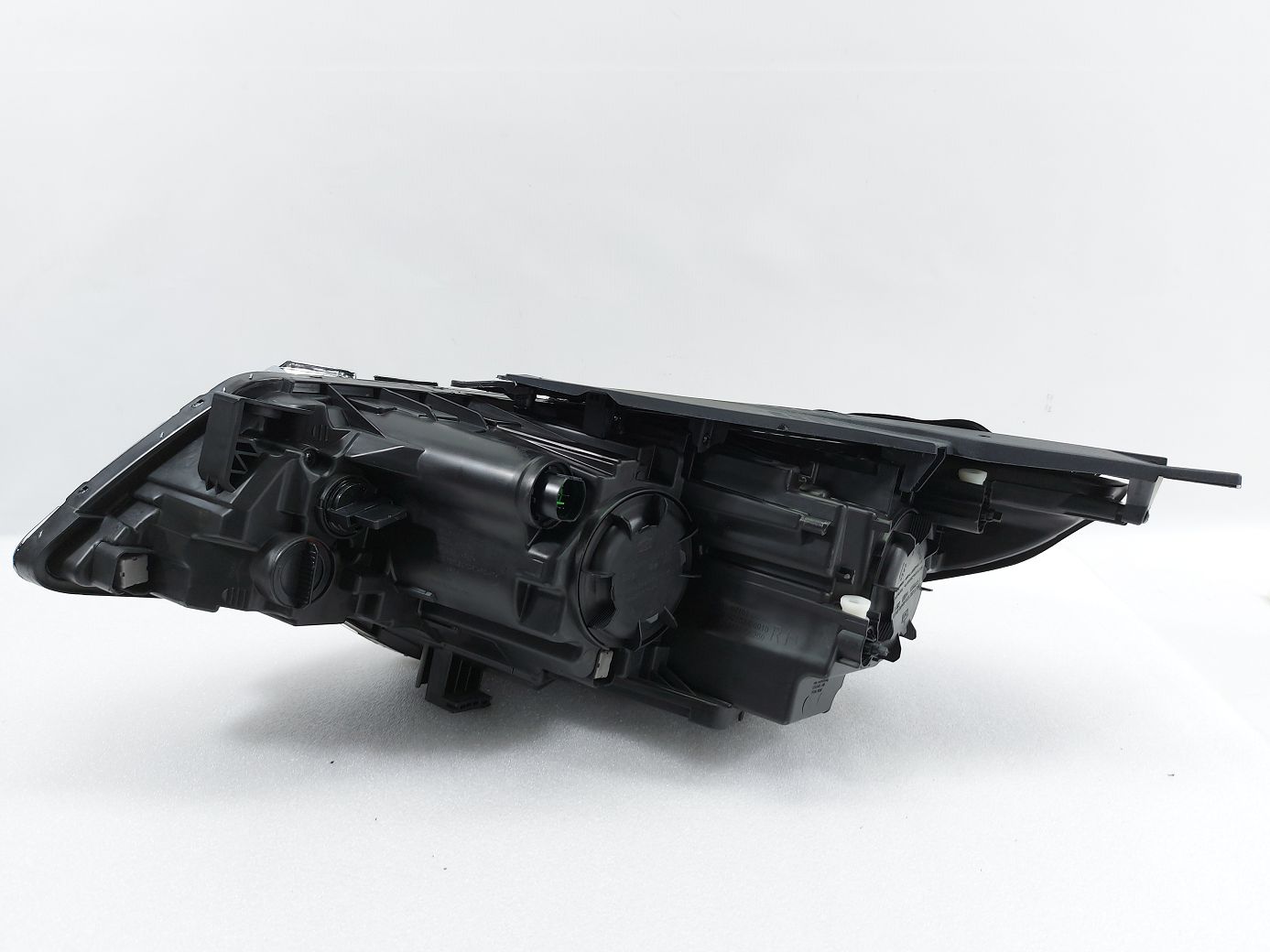 Фари головного світла Фара передня права з LED ДХО Kia Optima 2016-2018 92102D5040 Kia Optima 8