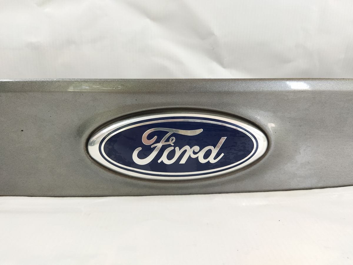 Focus Накладка кришки багажника Ford Focus 2011-2014 CV6Z5443400AA Ford Focus 4