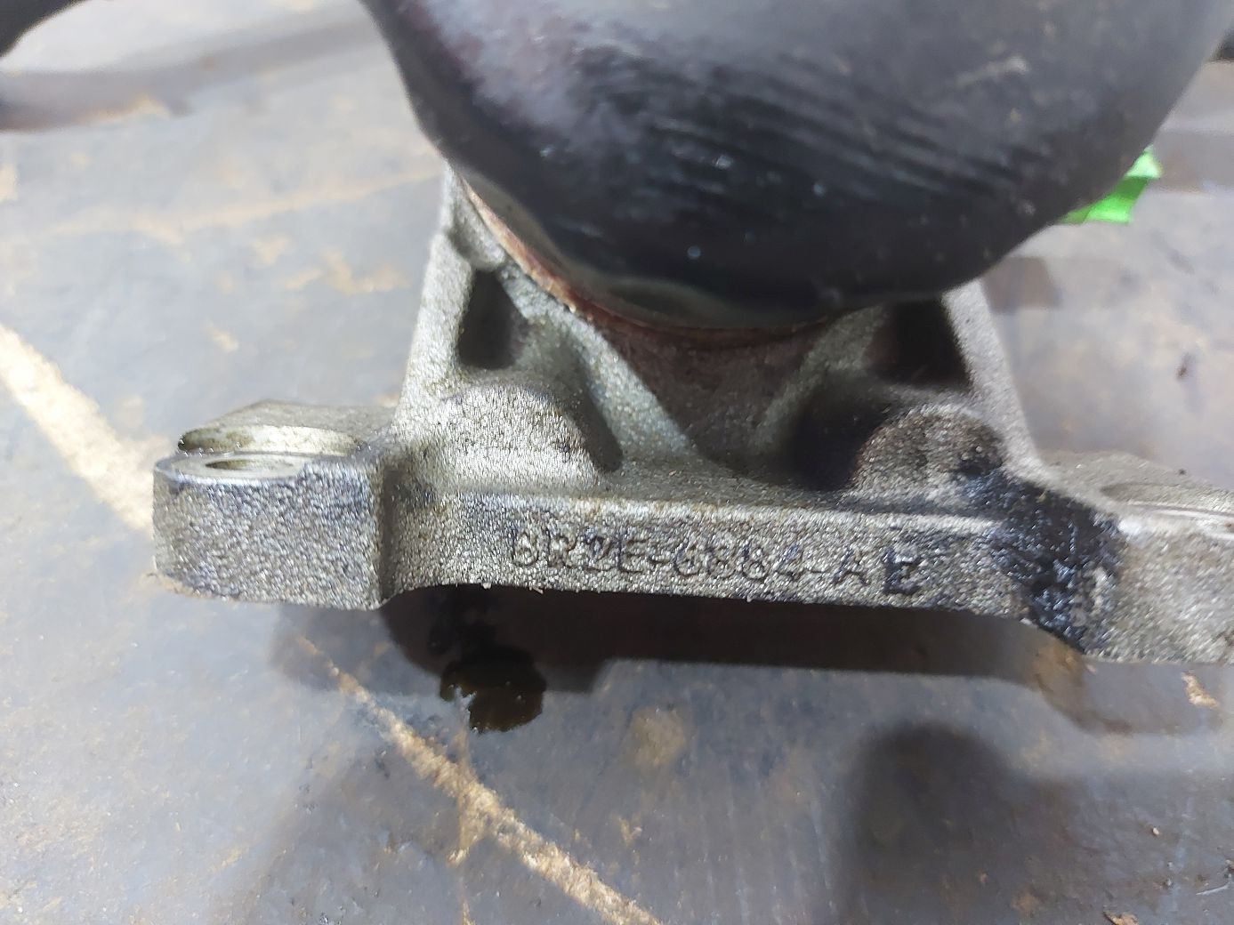 Xf Корпус (адаптер) масляного фильтра с теплообменником Jaguar XF 2013-2017 C2D28419 Jaguar XF 4